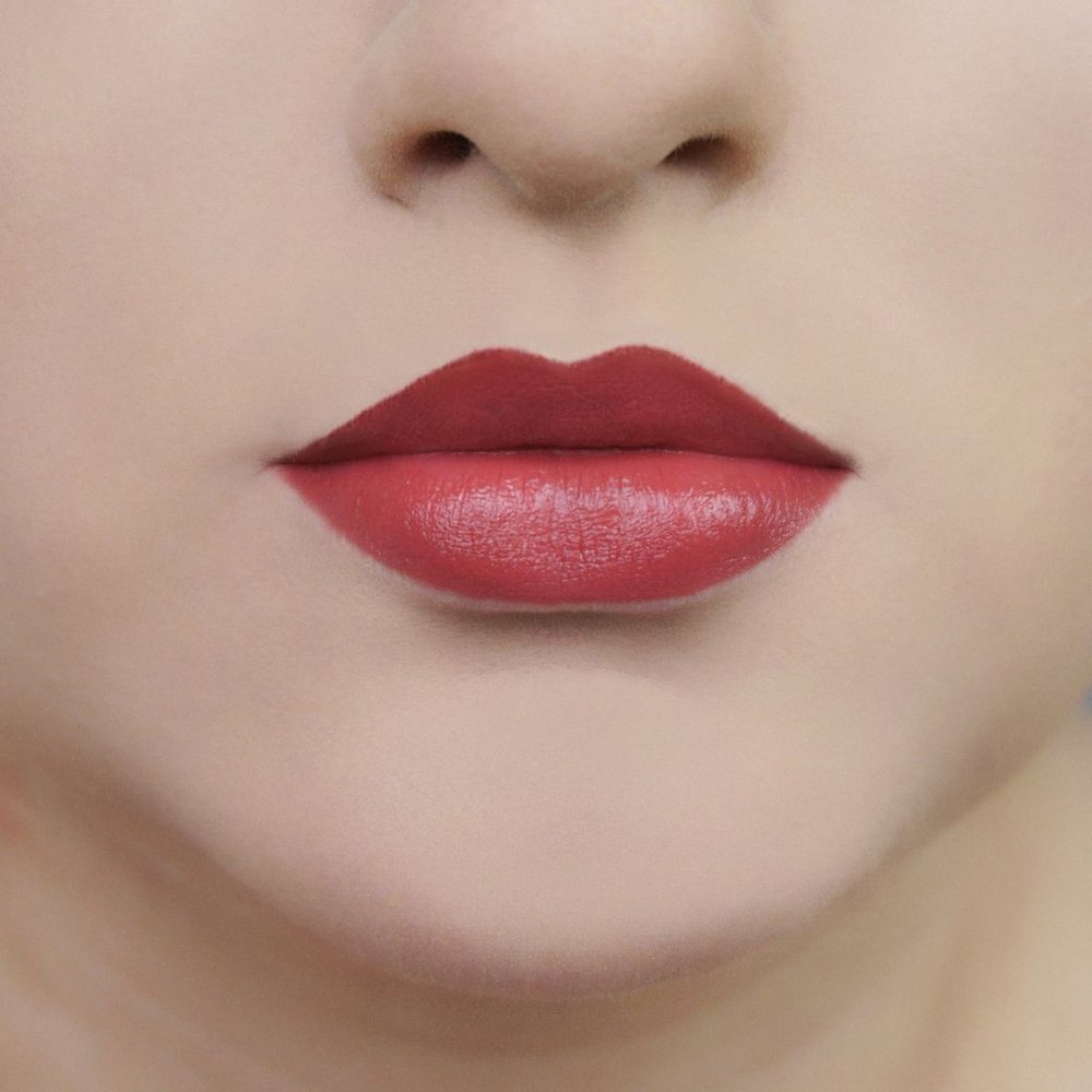 BELLÁPIERRE COSMETICS Mineral Lipstick in Envy - Picture 2 of 6